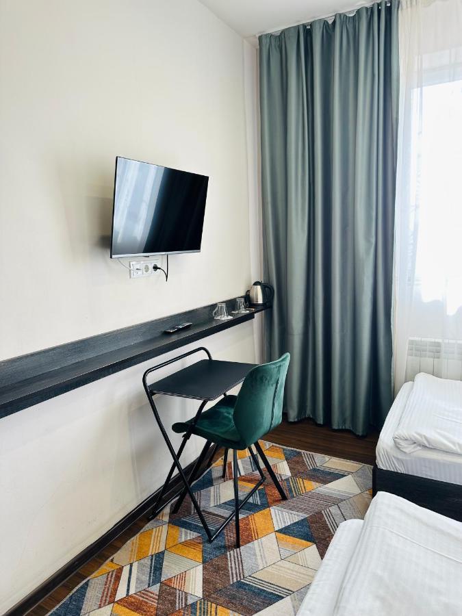Nava Hotel Єреван Екстер'єр фото