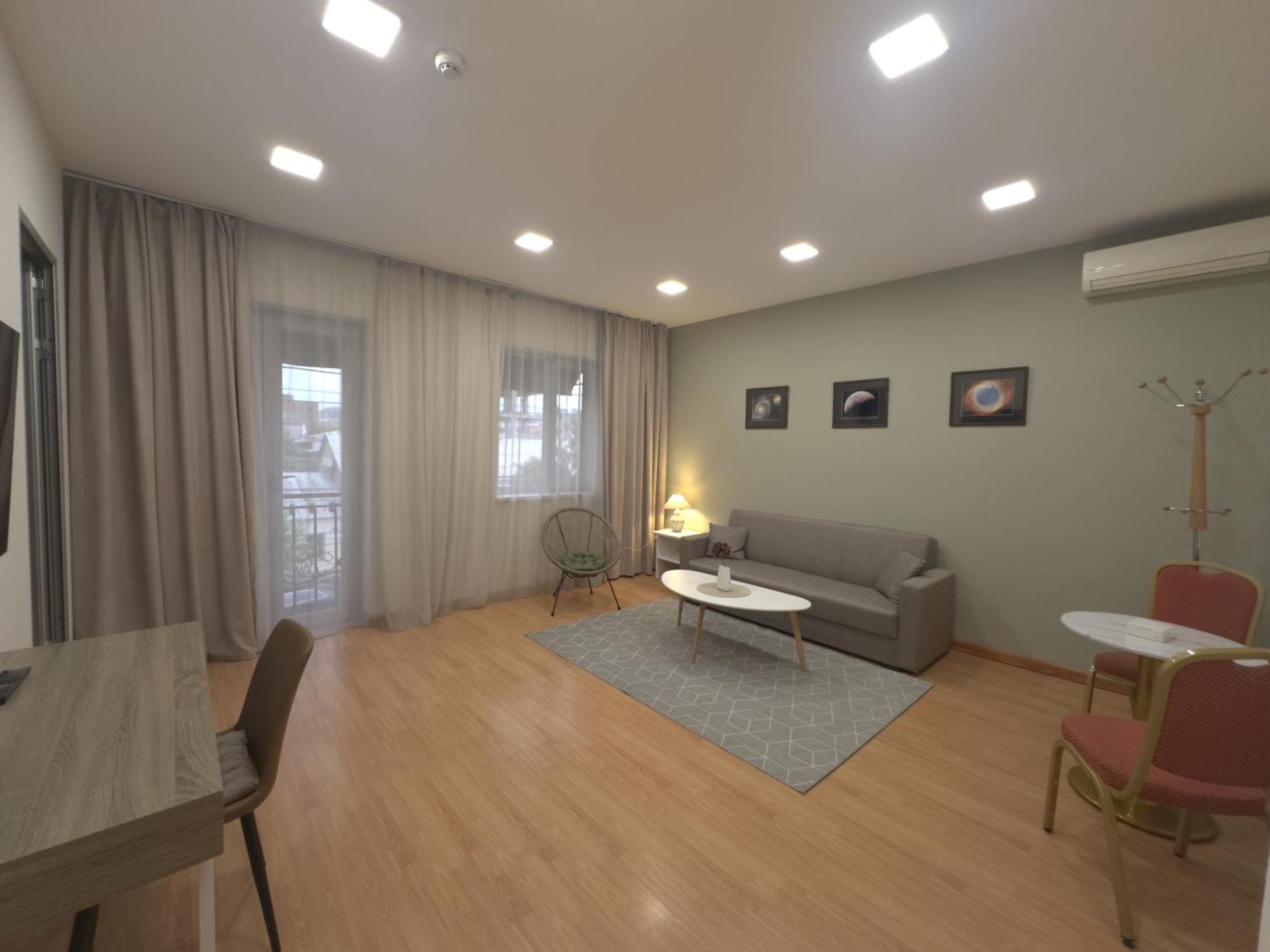 Nava Hotel Єреван Екстер'єр фото