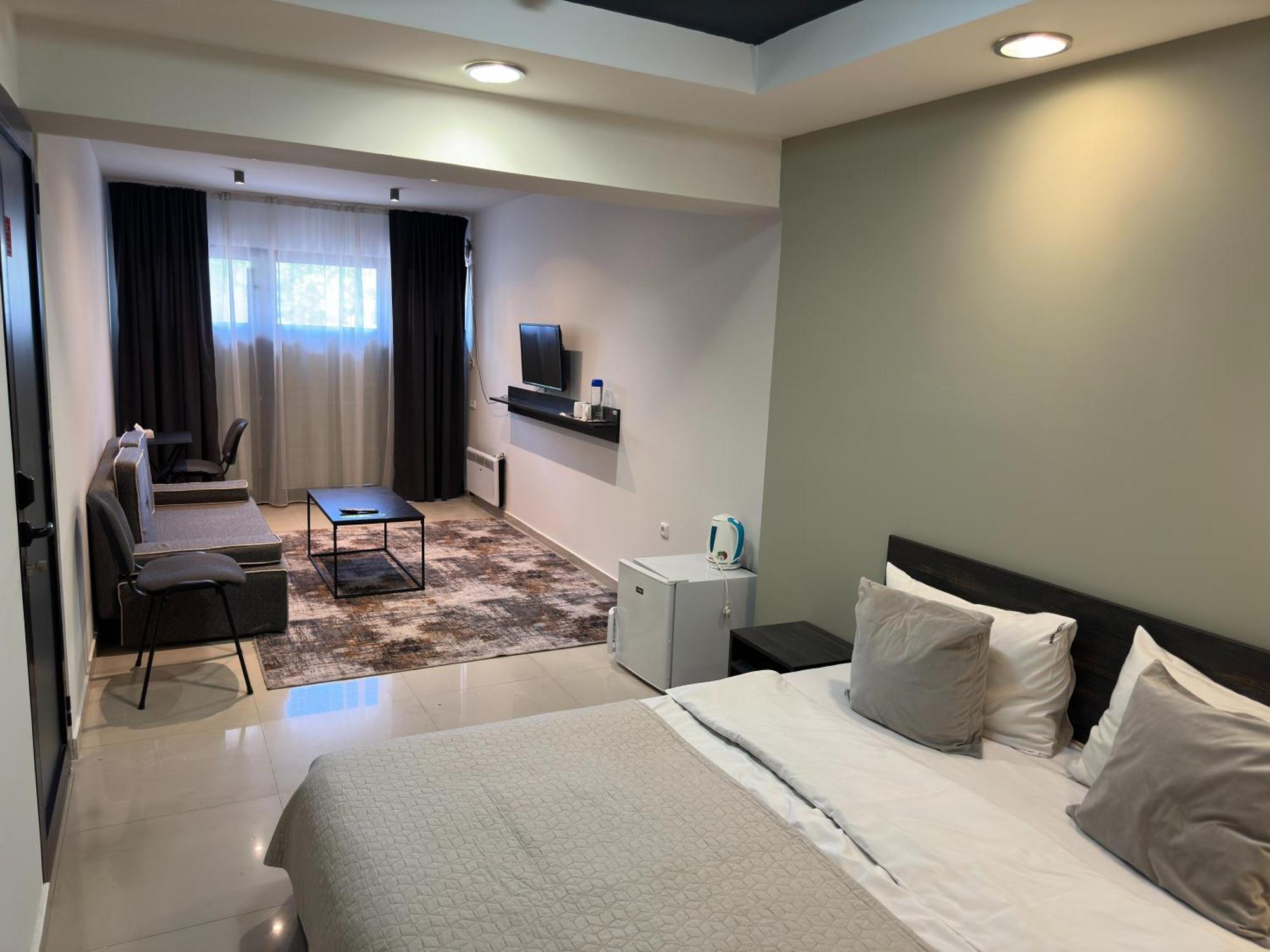 Nava Hotel Єреван Екстер'єр фото